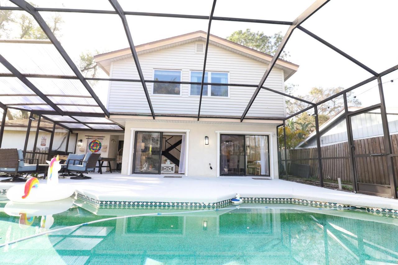 Luxury Pool- Ideal Paradise To Play & Work