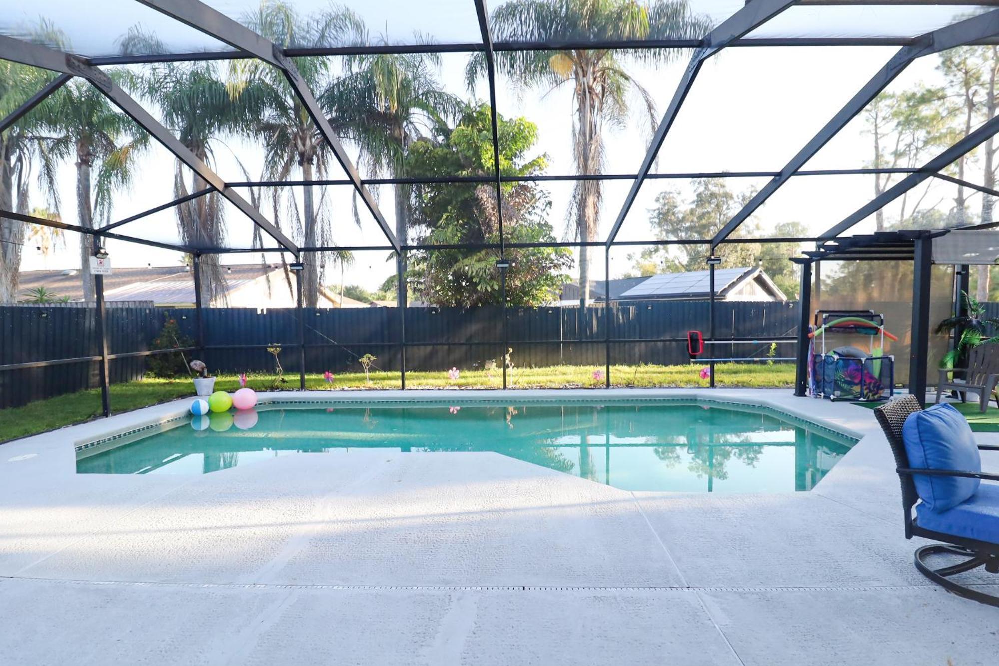 Luxury Pool- Ideal Paradise To Play & Work * Tampa